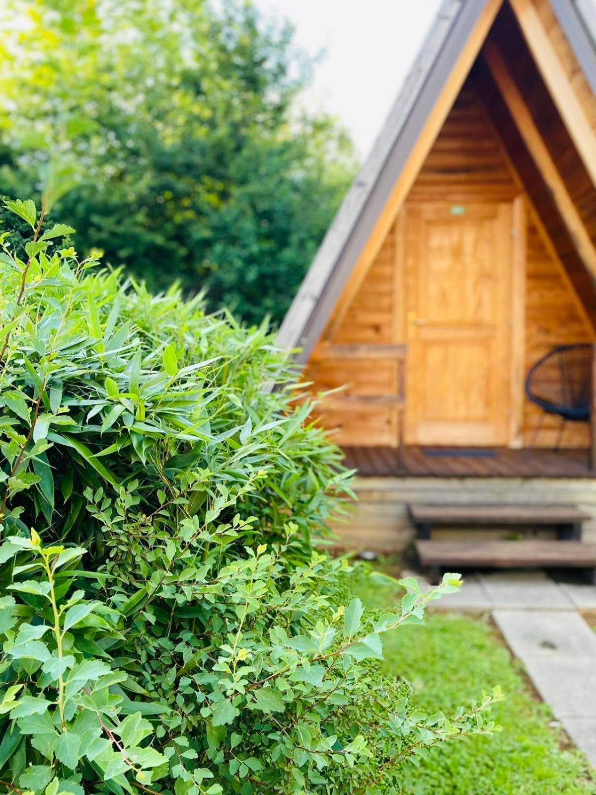 Rooms & Glamping Lana Haus Licko Petrovo Selo ภายนอก รูปภาพ