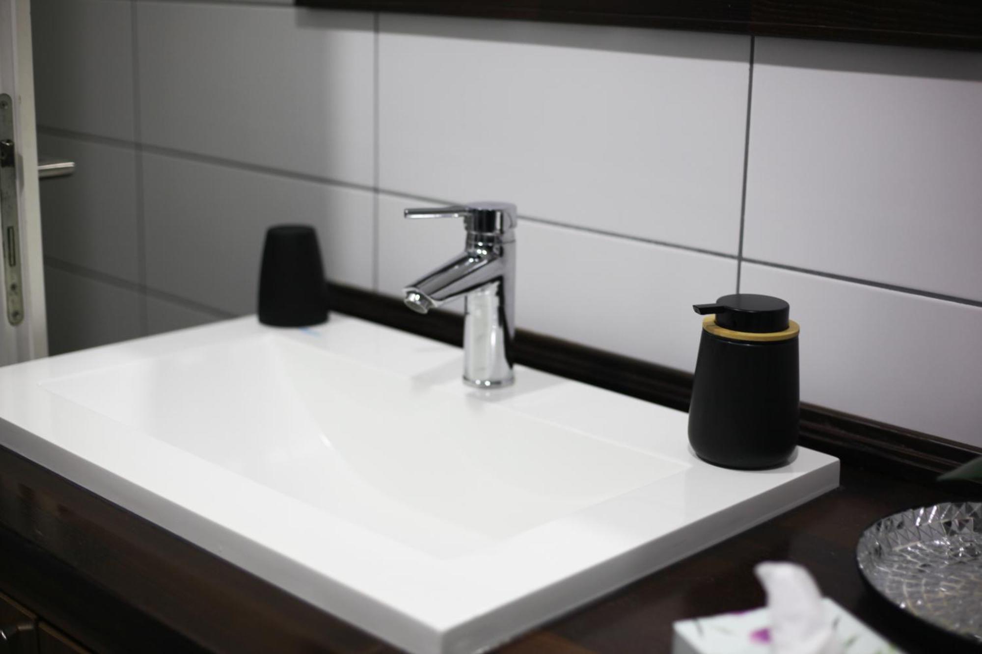 Rooms & Glamping Lana Haus Licko Petrovo Selo ภายนอก รูปภาพ